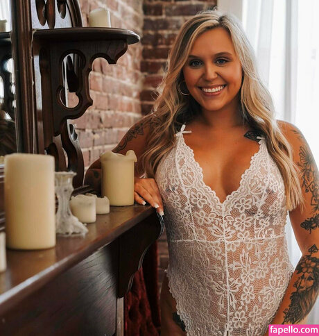 breanaaa95 model beautiful pictures