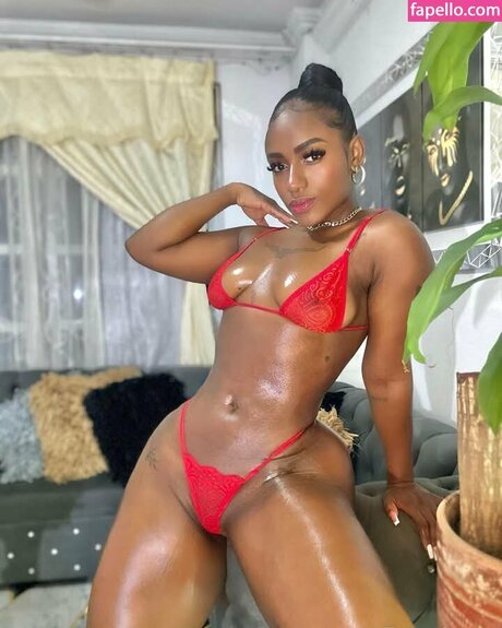 Yerimina model best photo