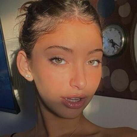 teen lingerie onlyfans art naked picture