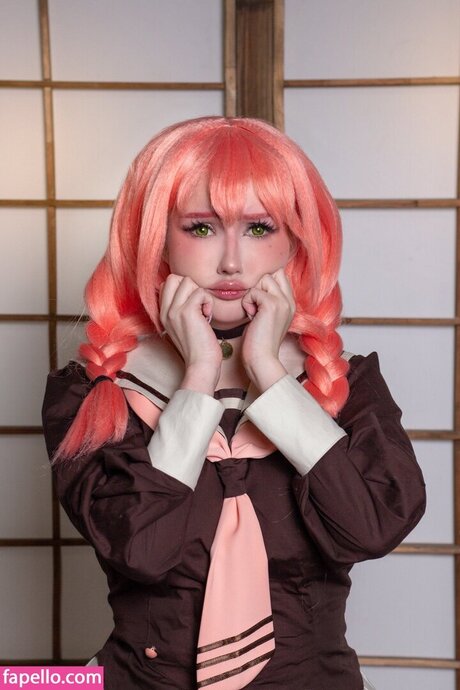 Elena Kyalviyainen porn model pictures