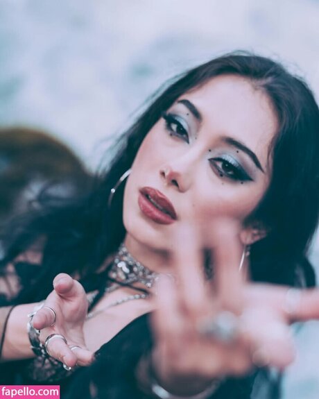 brown eyes kitty onlyfans free nude img