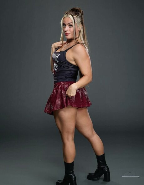 Sirena Linton art pornstar pictures