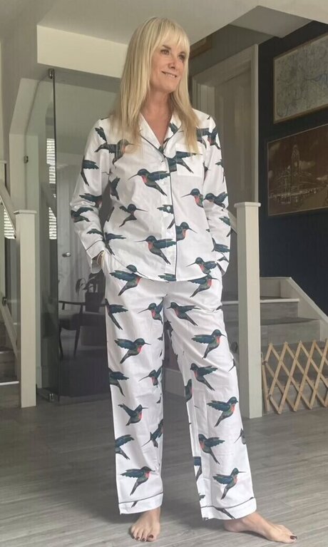 Tamzin Outhwaite free star img