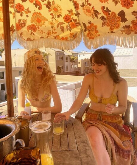 Sydtrip free model image