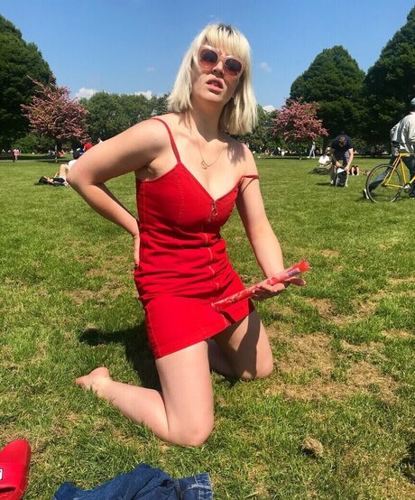 pov threesome onlyfans beautiful images