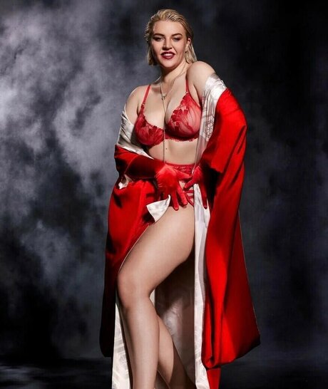 skinny asian onlyfans hd pictures