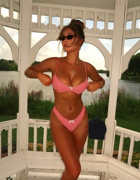 striptease onlyfans adult photos