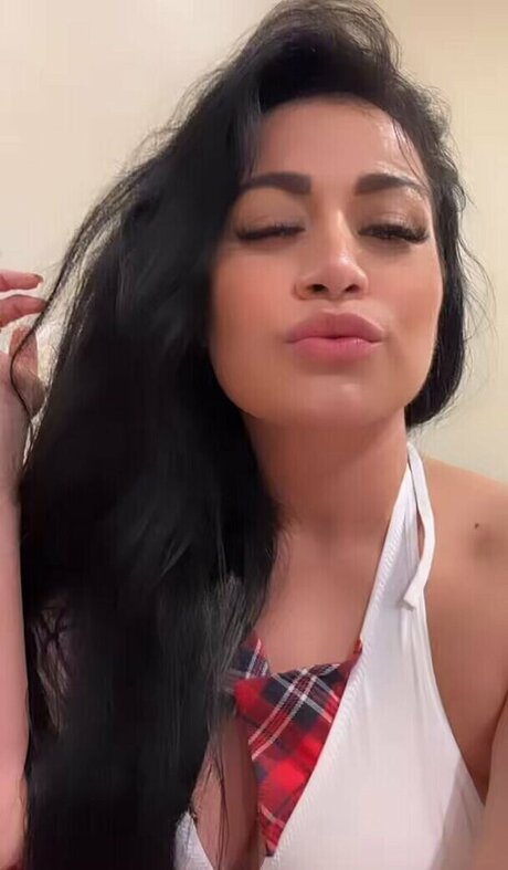 gladyscruz star top galleries