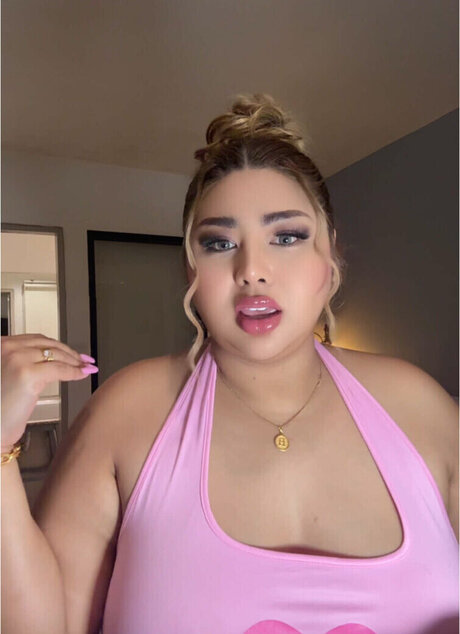 latina blowjob onlyfans hot sexy photos
