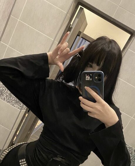 cute asian onlyfans free nude image