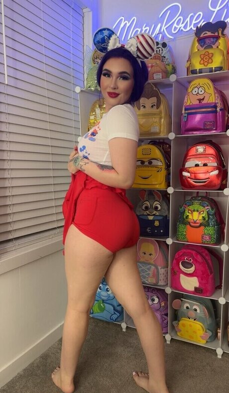 Mary Liven pornstar high quality photo