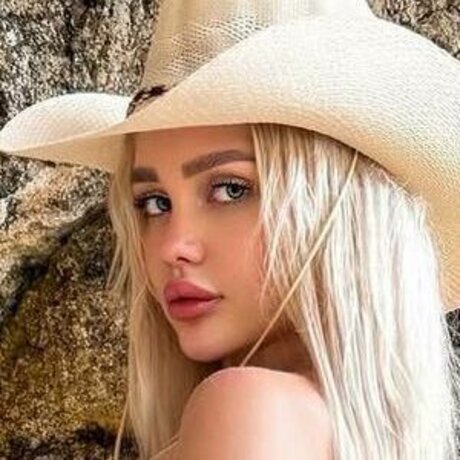 iamvikaap m pretty pornstar gallery