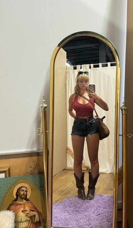 Ella Ballentine exclusive model images