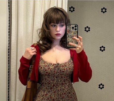 Ella Ballentine model naked pics