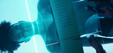 Lou Llobell star beautiful image