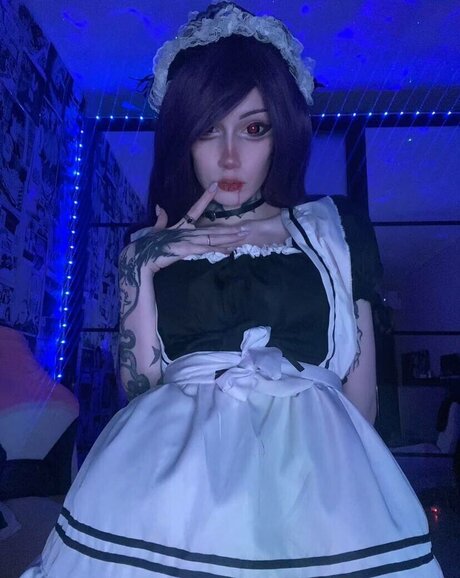 Kura1desu model exclusive image