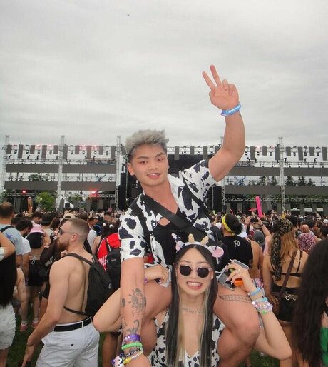 chubby girls onlyfans art naked image