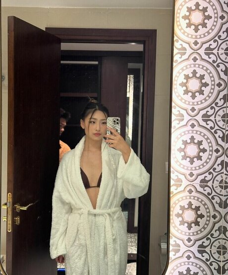 blowjob brunette onlyfans nude galleries