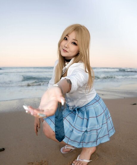 Hanavocado erotic actress pic