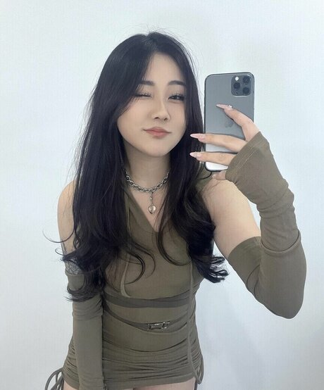 Hanavocado sexy pornstar pic