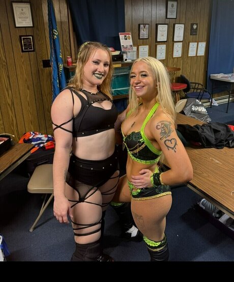 Ivy Malibu model porn pictures