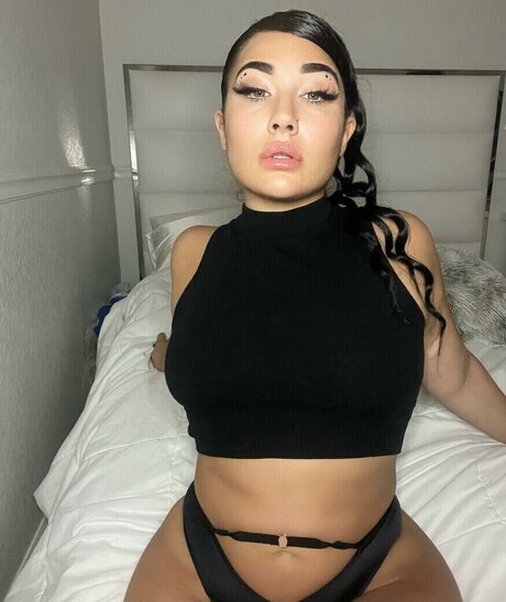 ebony babe onlyfans erotic pics