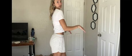 blonde natural onlyfans nude gallery