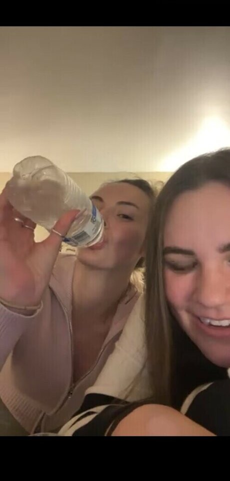 Beez ASMR beautiful pornstar pic