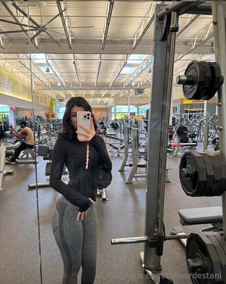 Taba Ardestani hot model archive