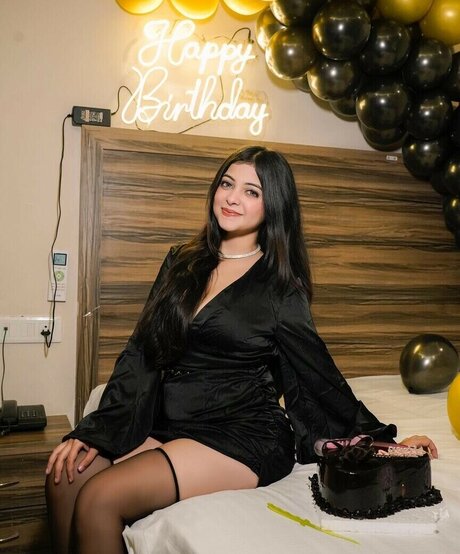 Riya Pandey model exclusive gallery