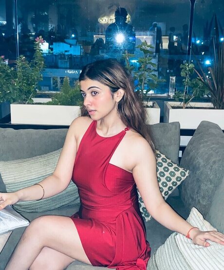 Riya Pandey sex actress gallery