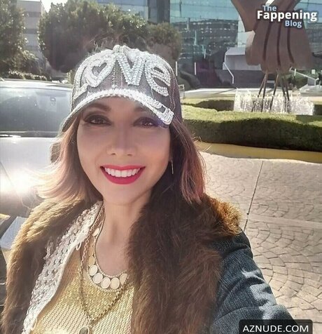 Bella De La Vega porn actress photo