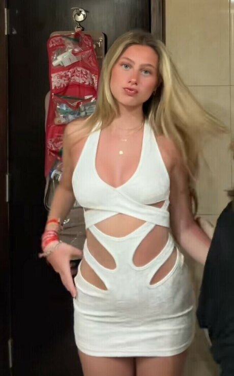 frottage onlyfans hot naked picture