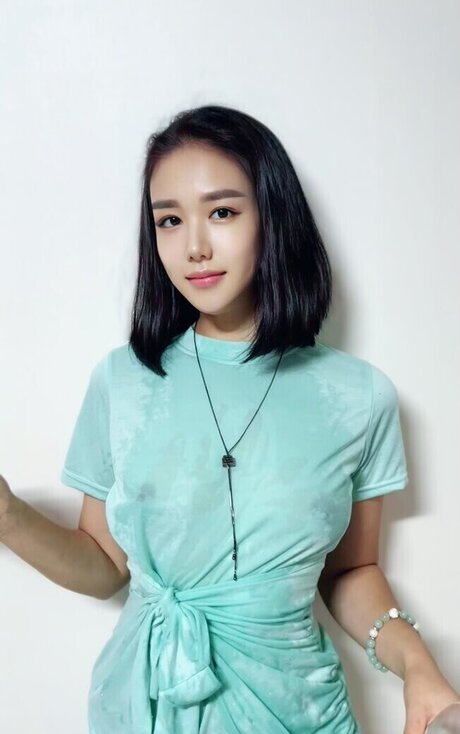 Thea Lee pornstar high quality image