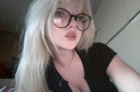 flexible onlyfans naked img