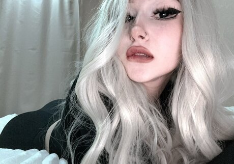 nerdy teen onlyfans porn images