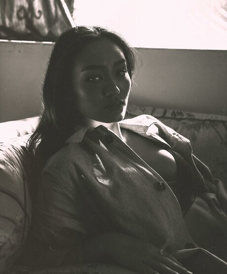 Elizabeth Wood art model pic