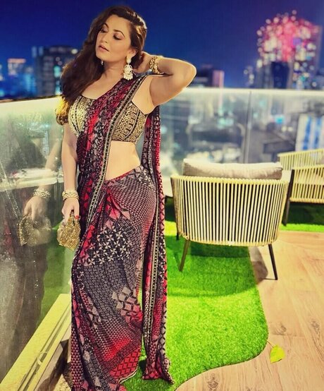 blonde trans onlyfans adult photos