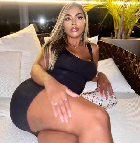 old onlyfans hot nude images