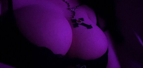 Vaermina star adult photo