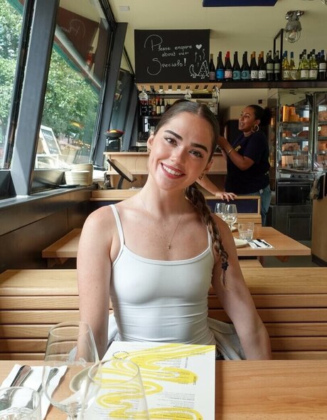 Rose Ruland hot model picture