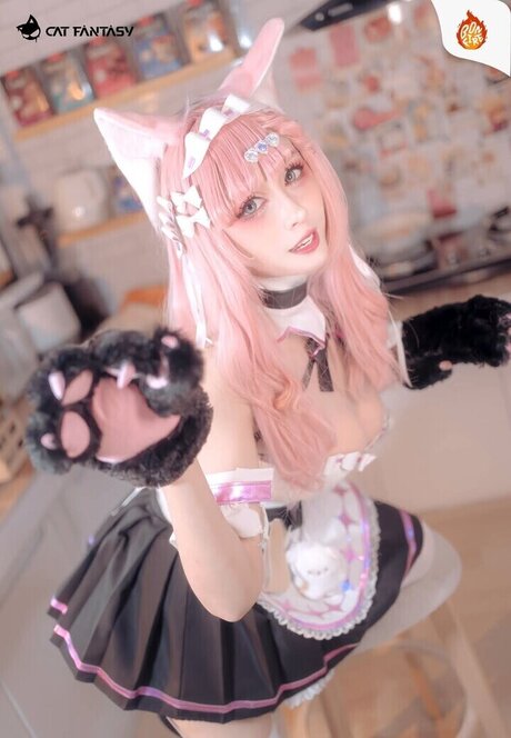 Plathong perfect actress gallery