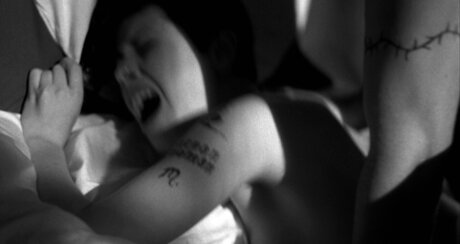 Fairuza Balk star porn photo