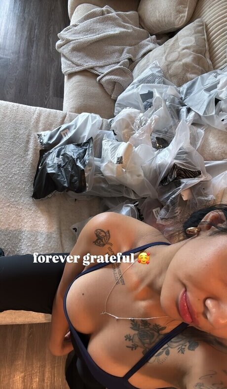 soyandreagarciia1 art actress pic