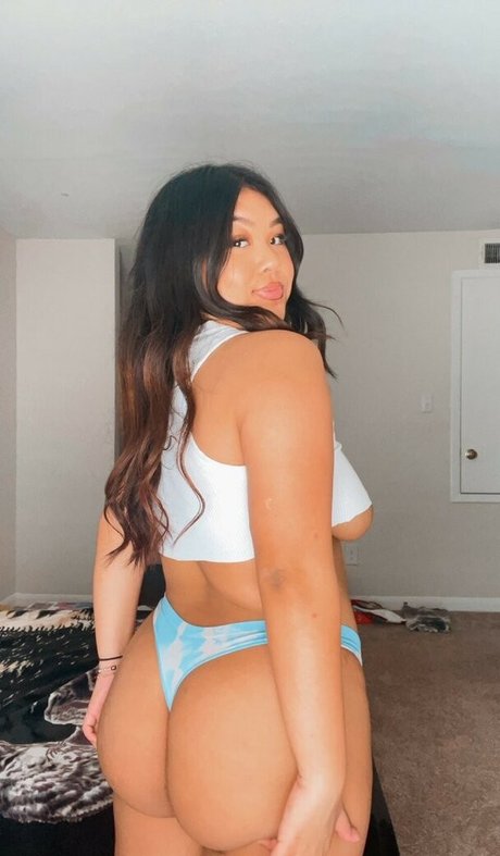 Sweetbabyelliee perfect model img