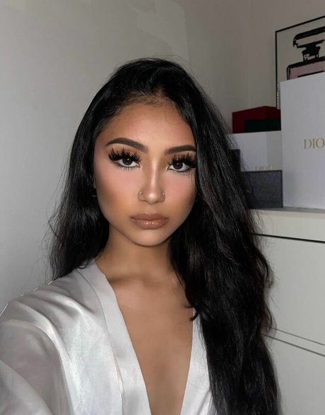 babe onlyfans beautiful naked photos