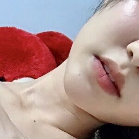 Fernsmile19 top model photos