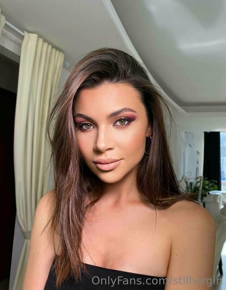 perky tits onlyfans naked image