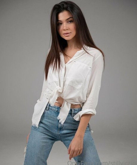 stillvirgin model exclusive image