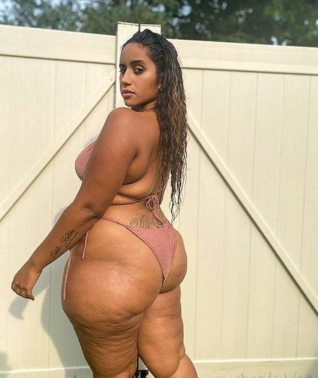 discord xxx onlyfans pornographic images